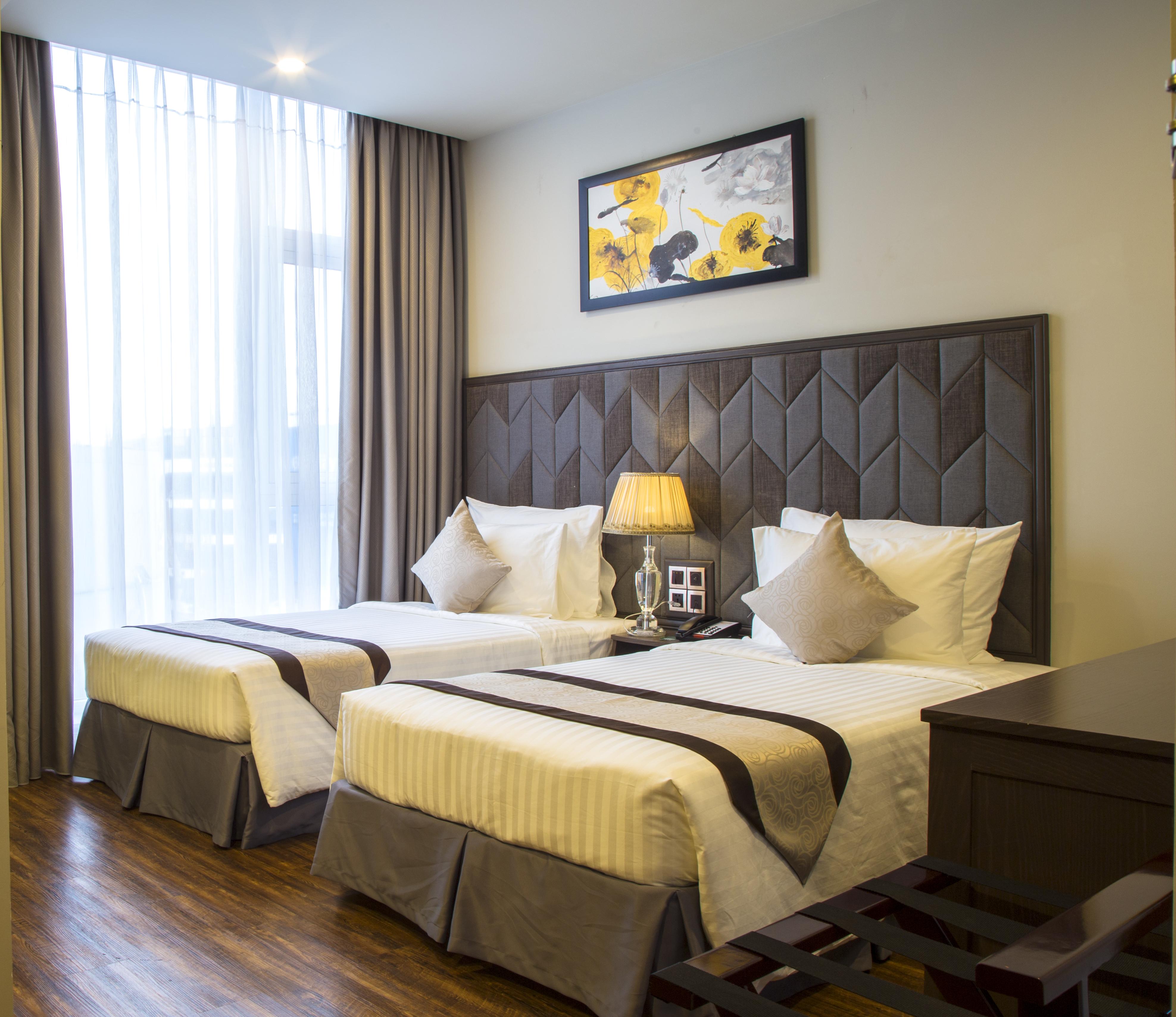 Cicilia City Hotel Saigon Center Хошимин Екстериор снимка