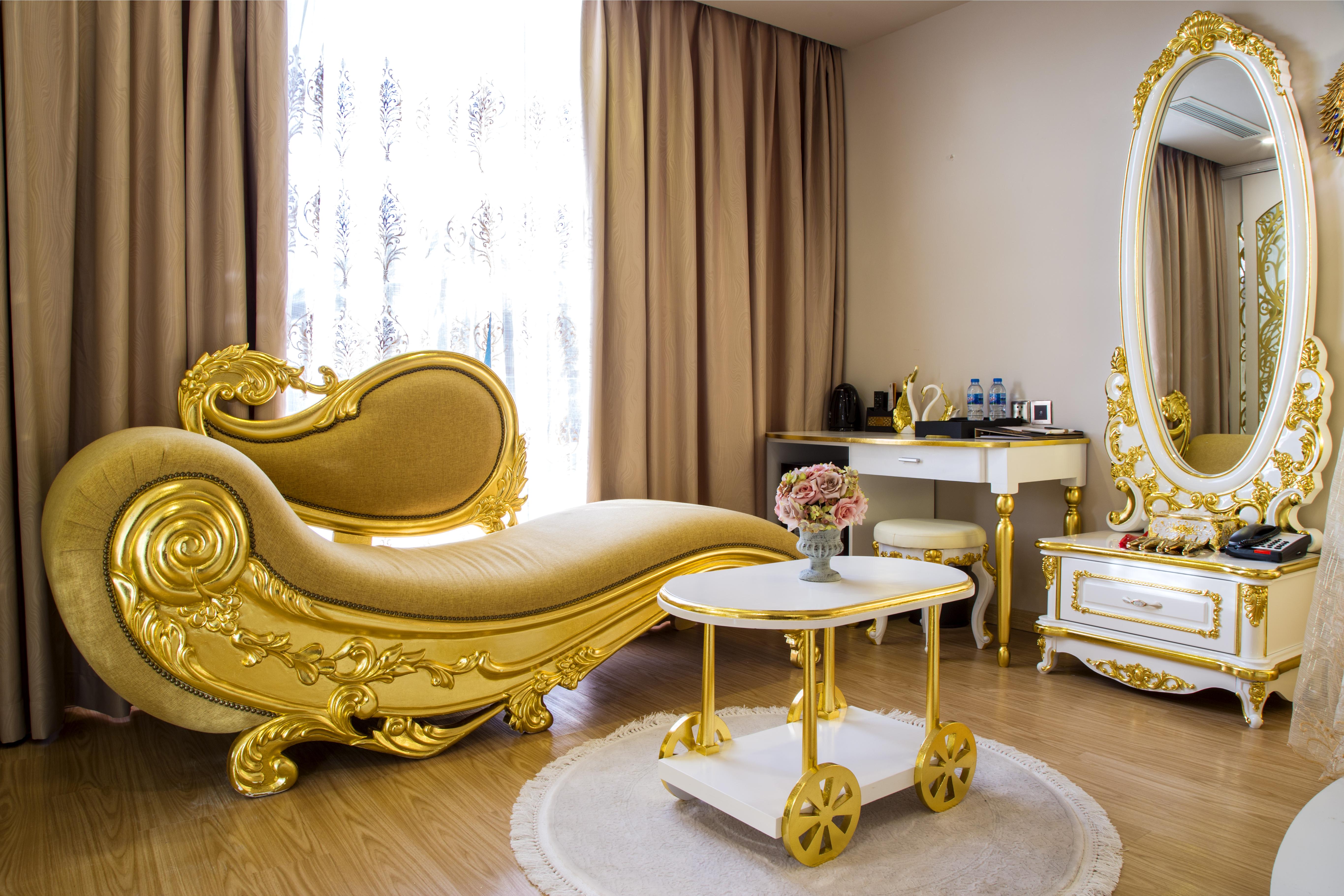 Cicilia City Hotel Saigon Center Хошимин Екстериор снимка
