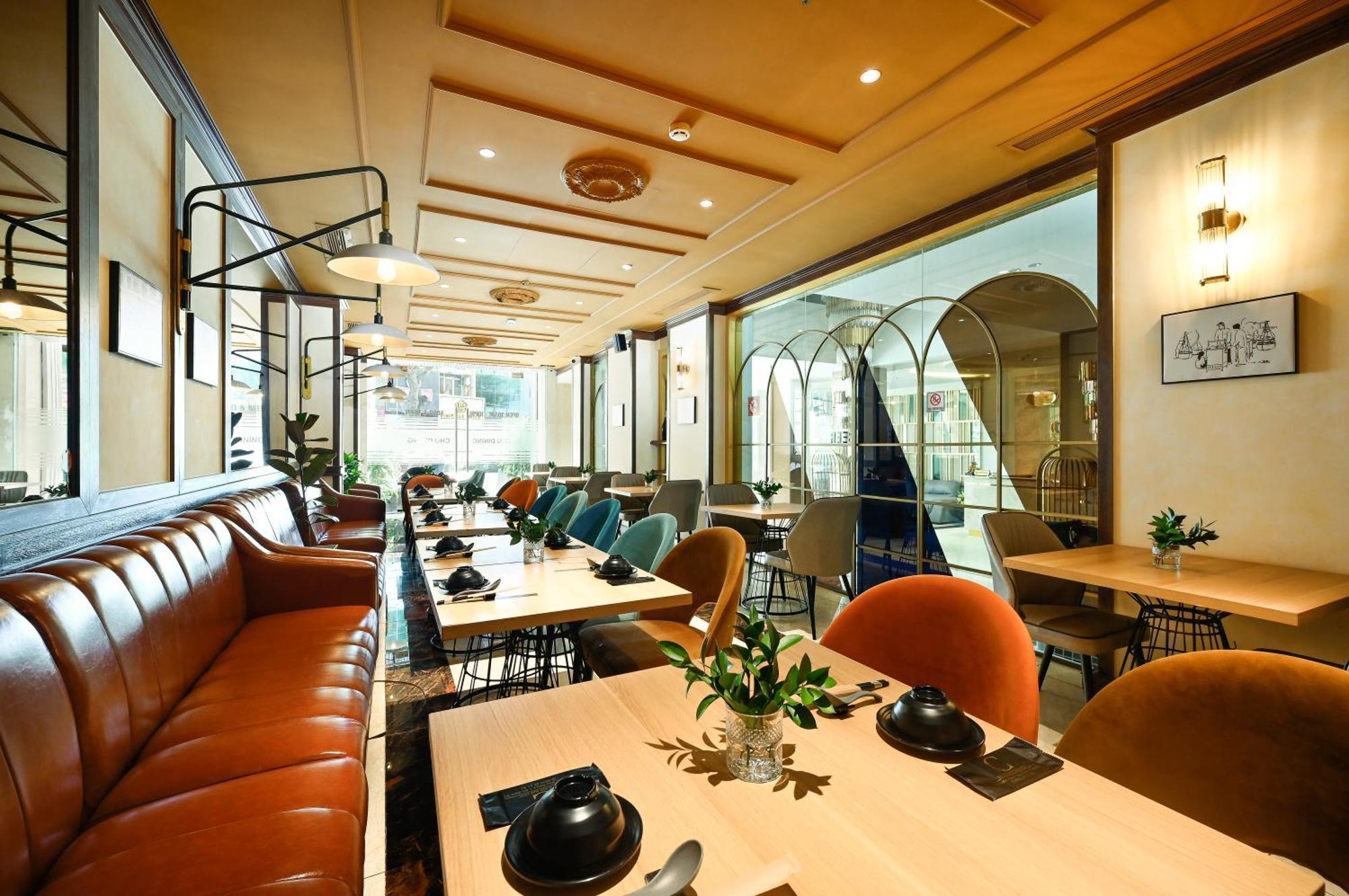 Cicilia City Hotel Saigon Center Хошимин Екстериор снимка
