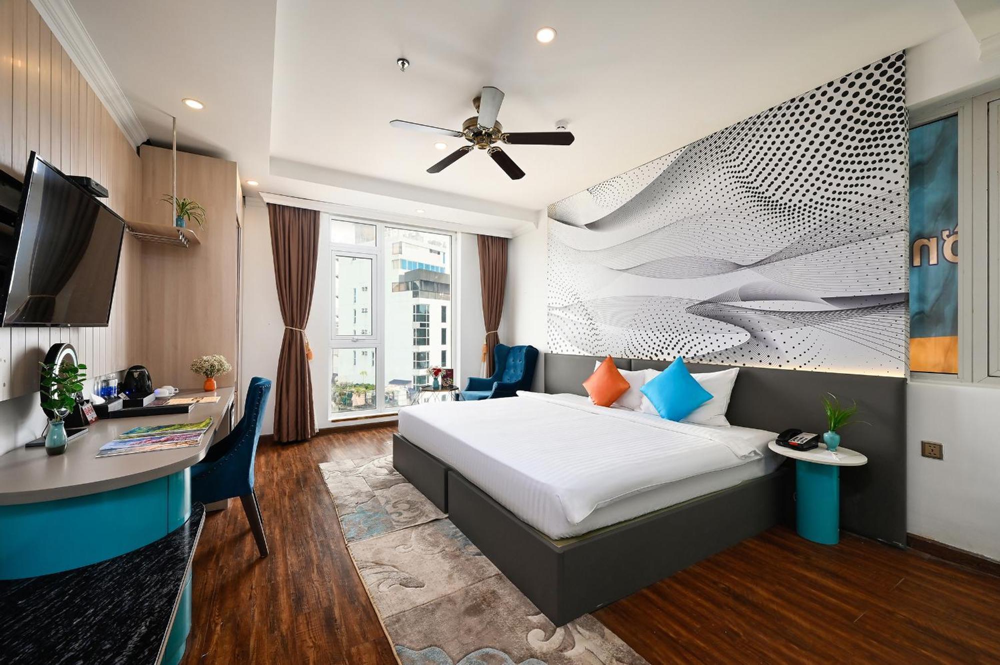 Cicilia City Hotel Saigon Center Хошимин Екстериор снимка